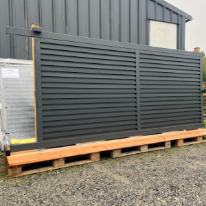 Portail aluminium coulissant - Mastock