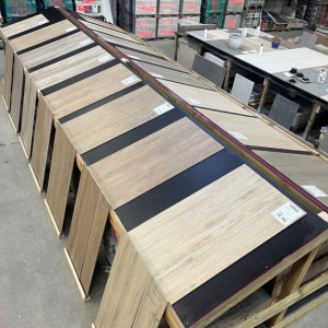 Carrelage imitation parquet - Mastock