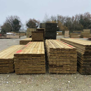 Les arrivages de bois - Mastock