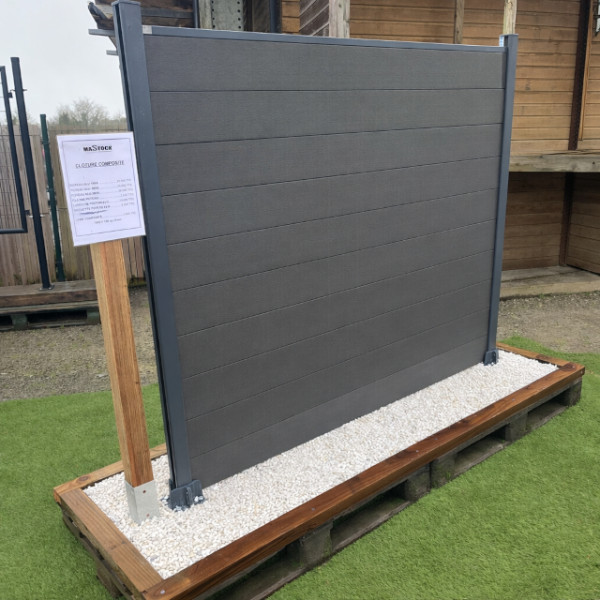 Clôture en composite - Mastock