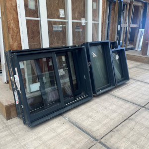 Coulissant aluminium gris anthracite - Mastock Nivillac