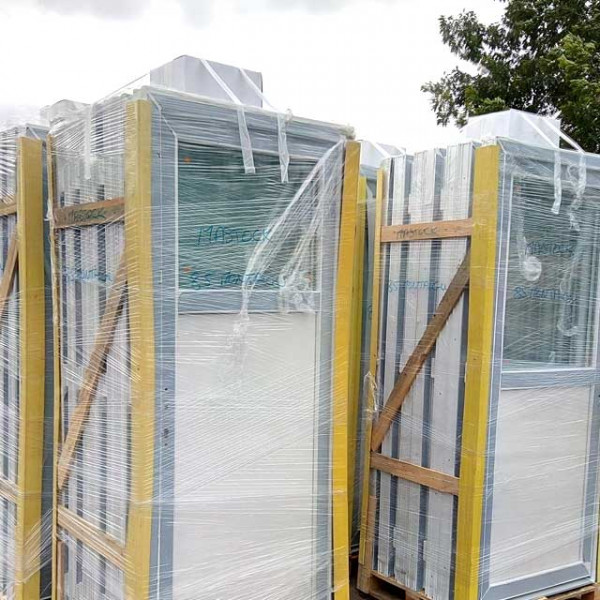 Portes de service PVC blanc - Mastock Portes de service PVC blanc - Mastock