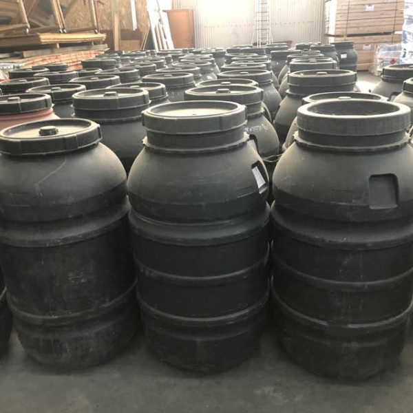 Bidon plastique noir - Mastock